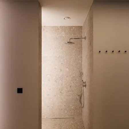 Apartment Wellness L'o Reine